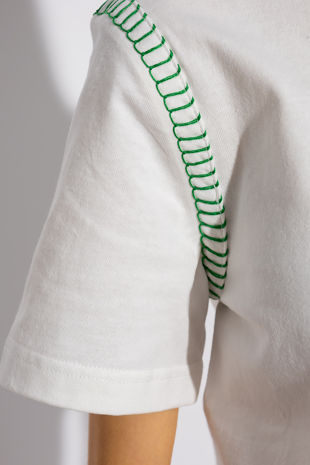 【関税&送料込】Bottega Veneta Ivory Cotton Leash T-Shirt BOTTEGA VENETA | Double Layer Colour Contrast T-shirt